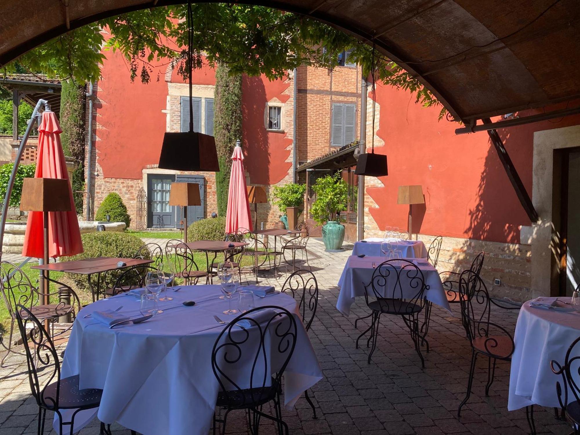 Hotel Les Jardins De La Tour Châtillon-sur-Chalaronne Exterior foto